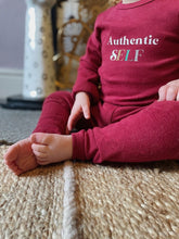 Load image into Gallery viewer, toddler-elf-christmas-loungewear-set-sat-down-hessian-rug
