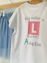 Load image into Gallery viewer, big-sister-announcement-t-shirt-blue-tulle-skirt
