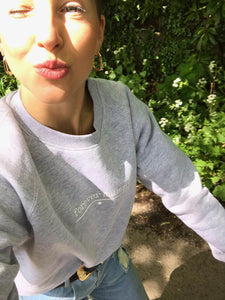 woman-selfie-wearing-grey-forever-mummy-sweatshirt-garden